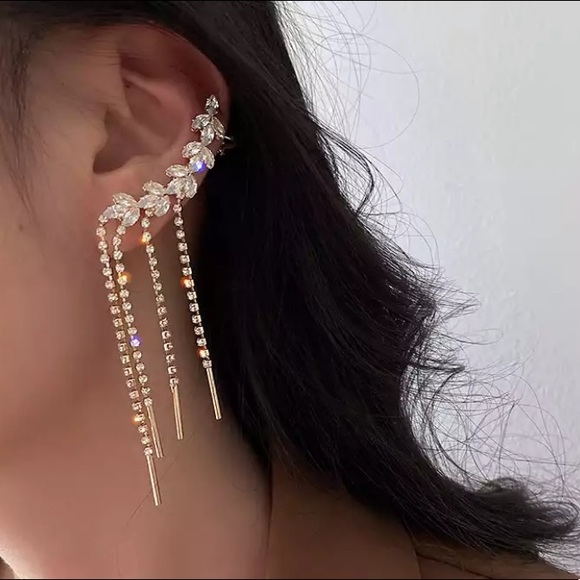 New 18k gold plated luxury Earrings - Picture 2 of 6